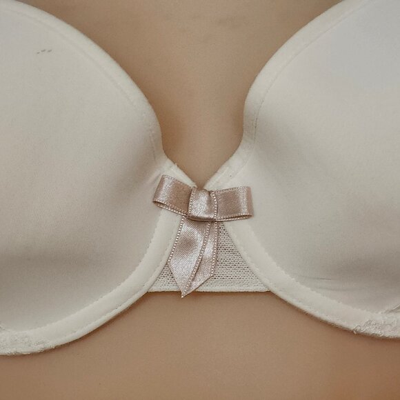 Passionata Underwired So Pretty Floral Lace T Shirt Bra Peach NEW NWT Size 32D - Picture 3 of 8